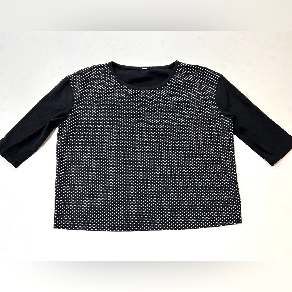 Lululemon Out if this World Tee